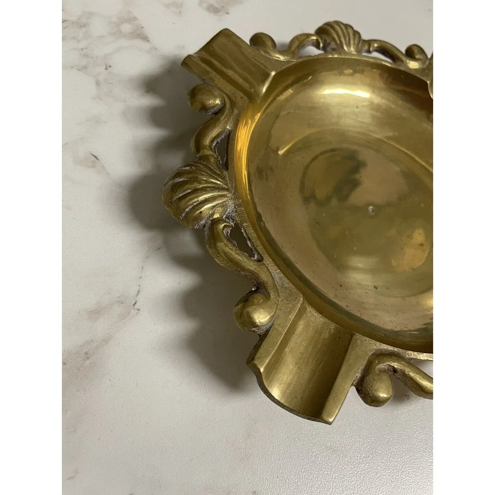 Vintage Heavy Brass Ashtray Cigar Tray Shell Design India‎ 7.5